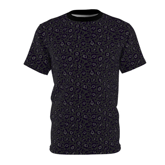 Bold Black Leopard Print T-Shirt for Casual Wear